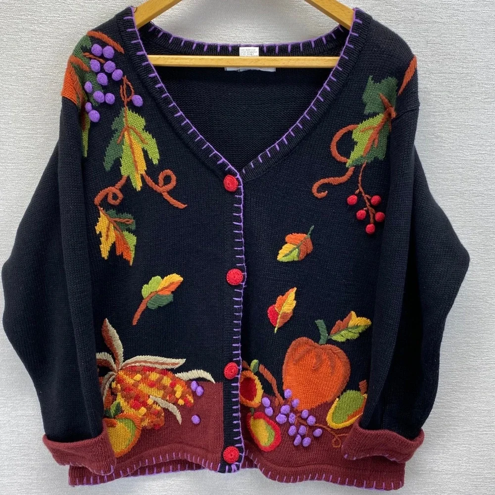 VTG ARRIVISTE Womens Black Embroidered Autumn Fall Theme Cardigan Sweater M EUC